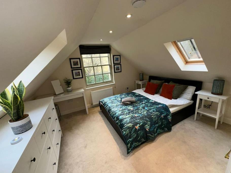 The Gate House - 3 Bed & Parking Villa EDI Buitenkant foto